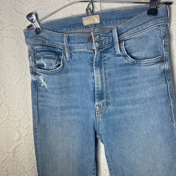 Mother the insider crop Step fray Distressed Light Blue Jeans - Picture 5 of 16